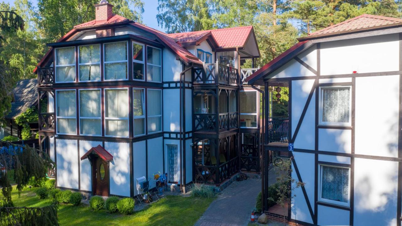 Pokoje Goscinne Konik Morski Dębki Exteriör bild